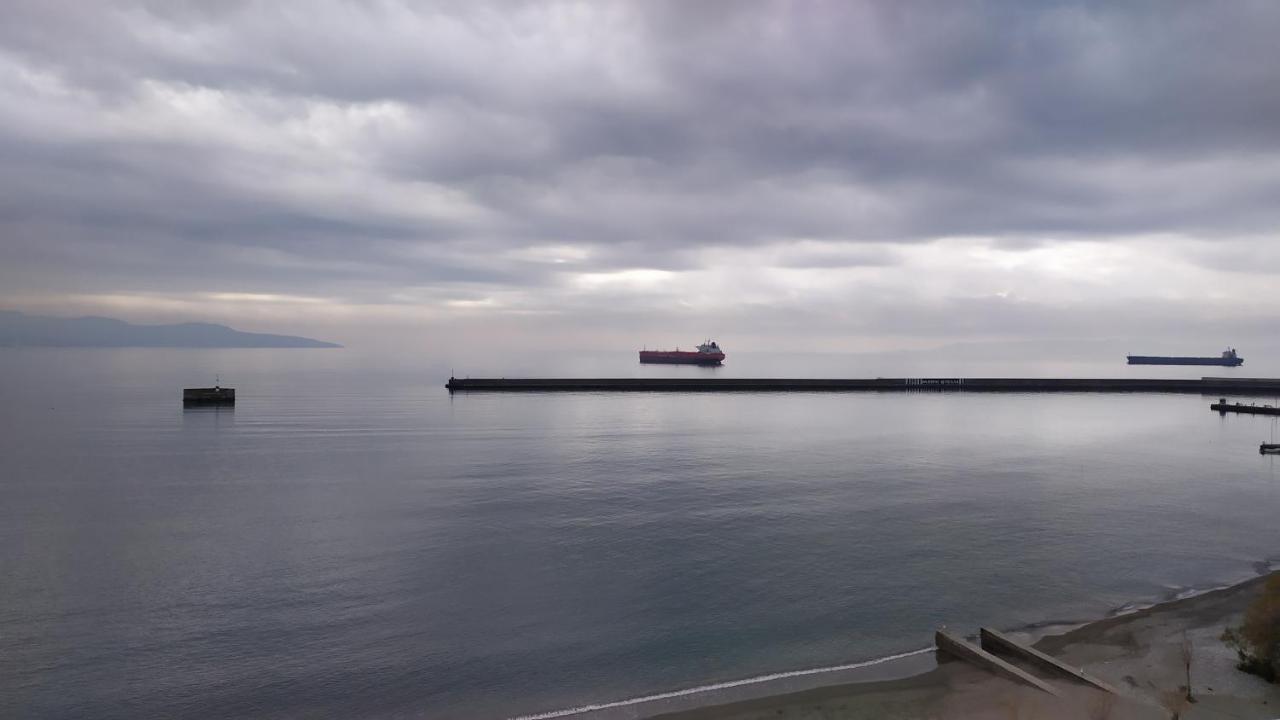 卡拉马塔Seafront Penthouse Leo公寓 外观 照片